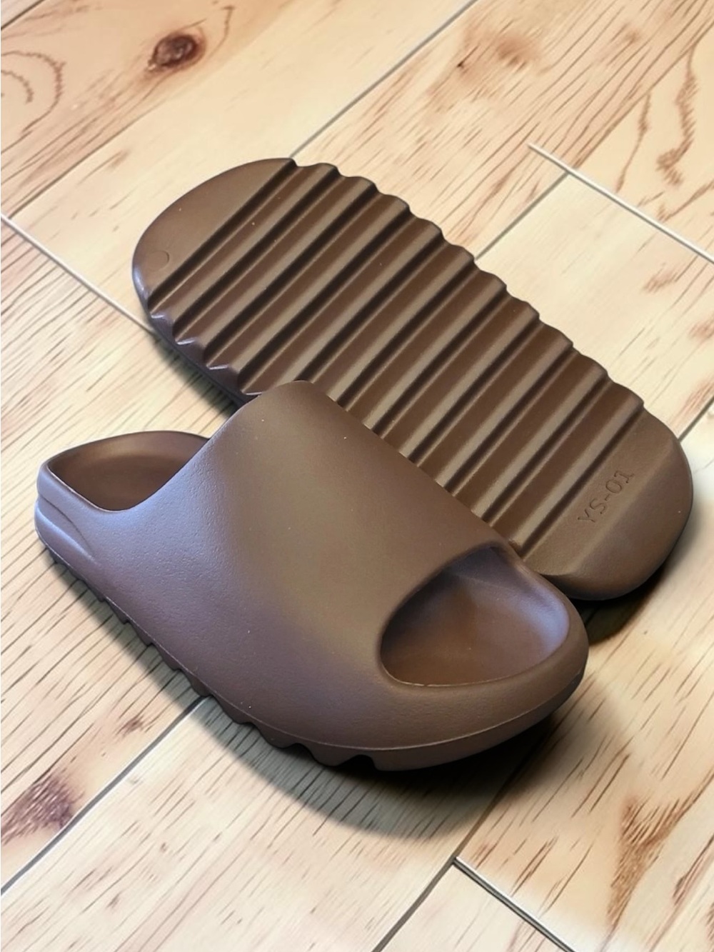 YZY YS-01 Slides – Fudge – Brand New